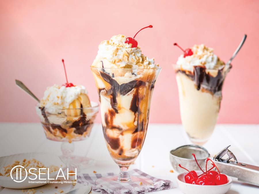 Mejores Amigos y Sundaes de Helado